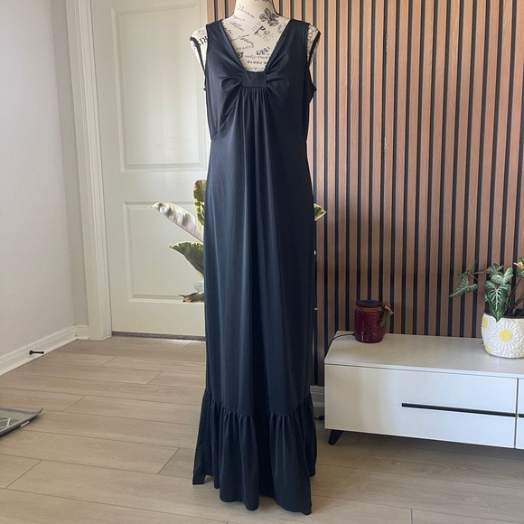 Jonathan Martin Black Maxi Dress Ruffle Hem Sleeveless Evening Gown Size 12 - Picture 1 of 7